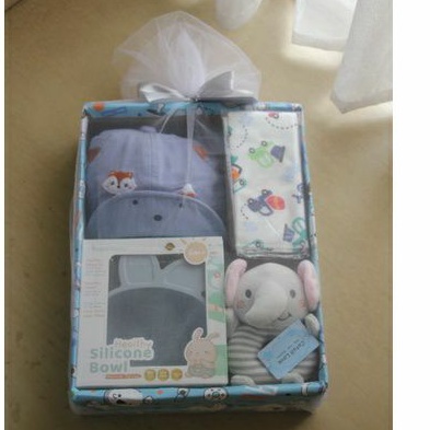 Baby parcel custom giftset hadiah lahiran : paket sugarbaby mangkok siicone topi premium rattle doll