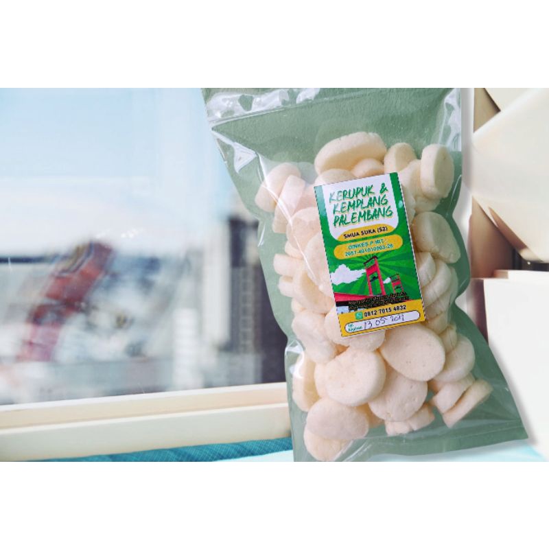 

kerupuk kemplang Palembang