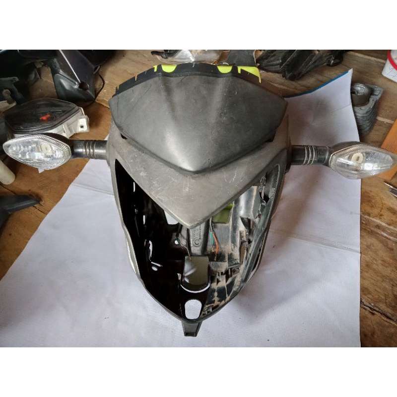 BATOK COVER LAMPU DEPAN DENGAN SEN, CB 150 R OLD ORI