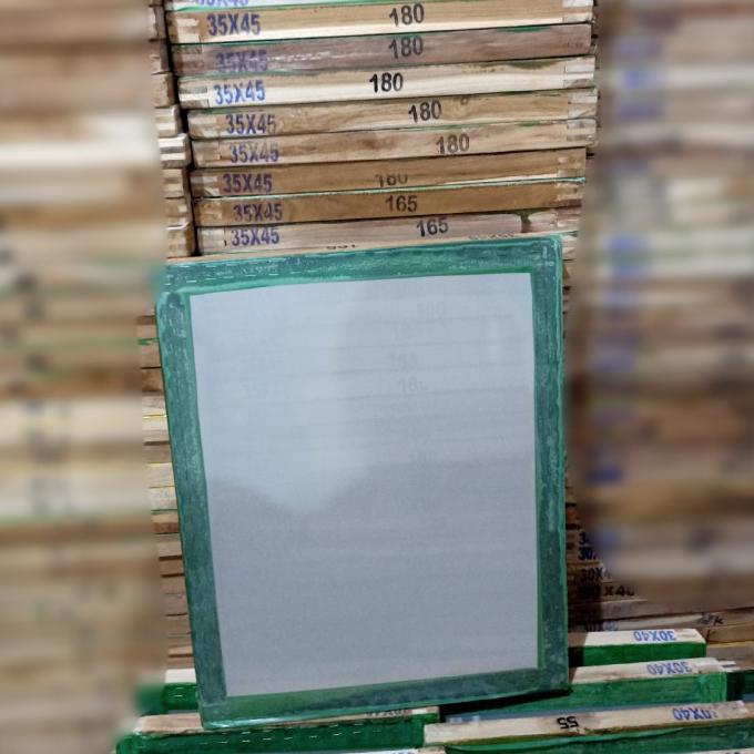 

Ready Oke] Screen Sablon 35X45 T.120, T150, T165, T180 ( Putih )
