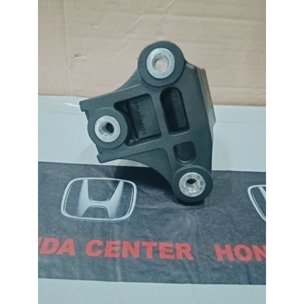 engine mounting belakang gantungan mesin belakang dudukan mesin stream 1700cc 2002 2003 2004 2005 2005  civic vti vtis  2001 2002 2003 2004 2005 50810-S5A