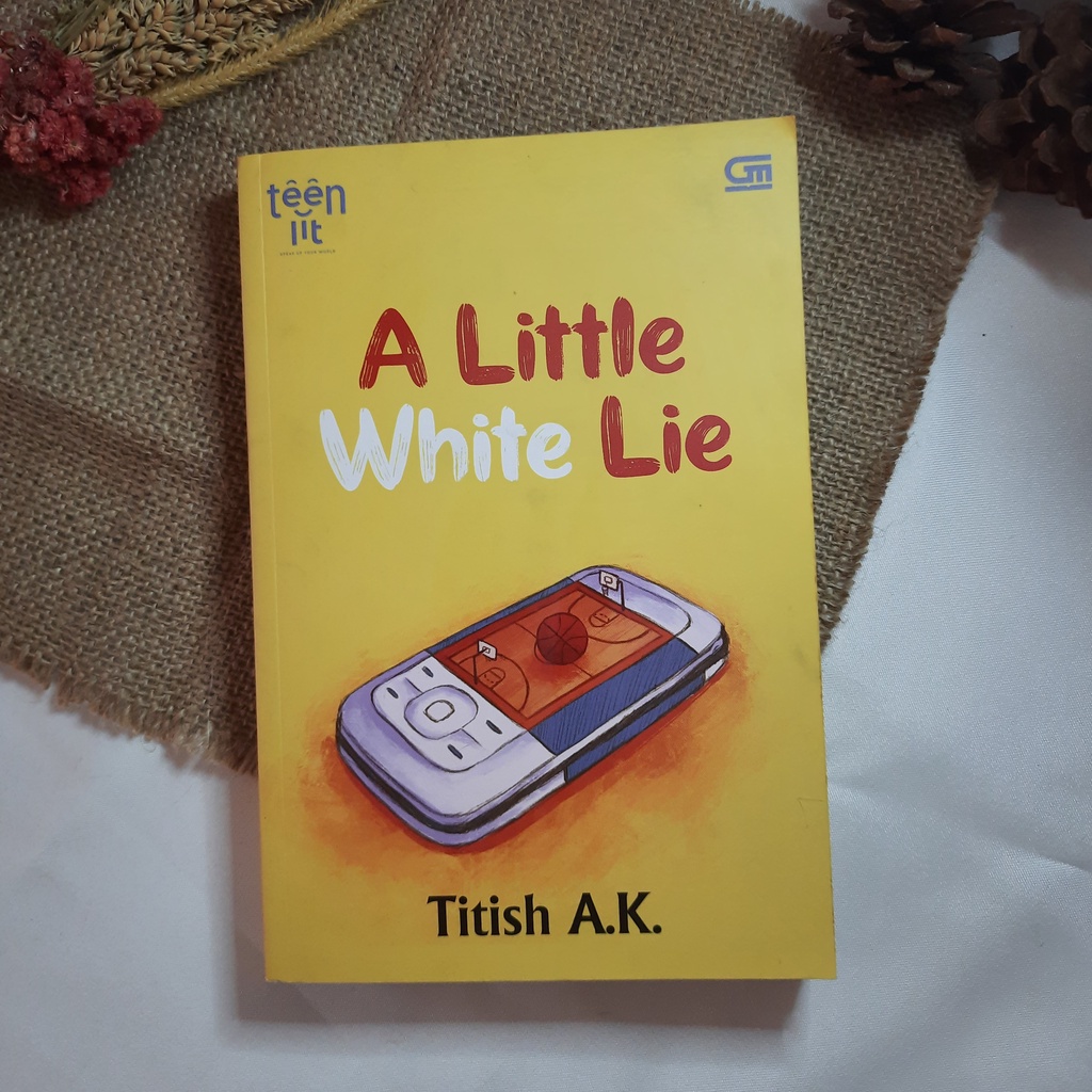 Preloved Novel A Little White Lie