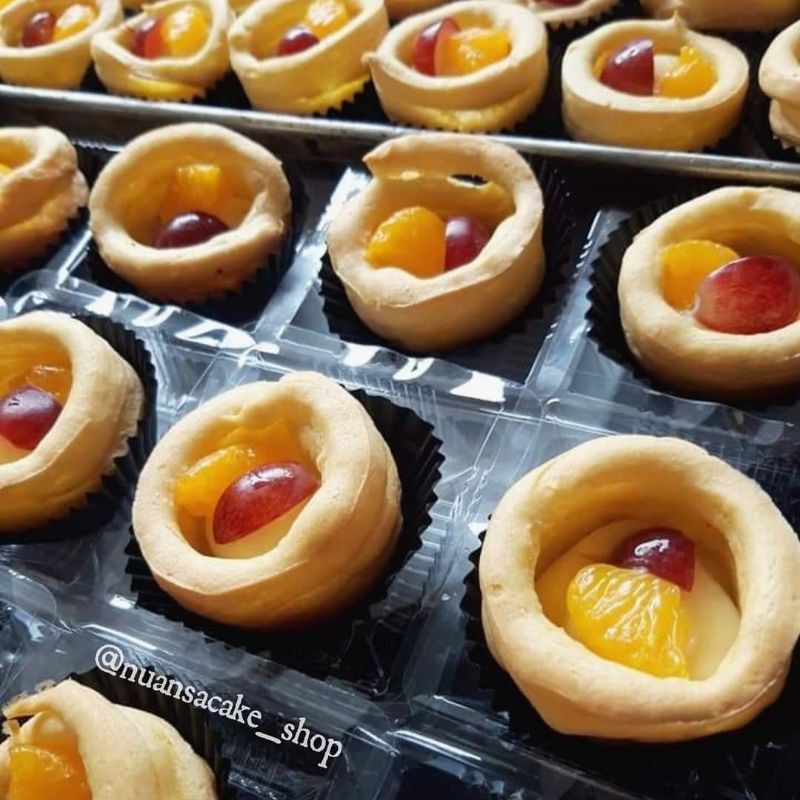 

KUE HANTARAN SUS BUAH / KUE SUS BUAH / SUS BUAH