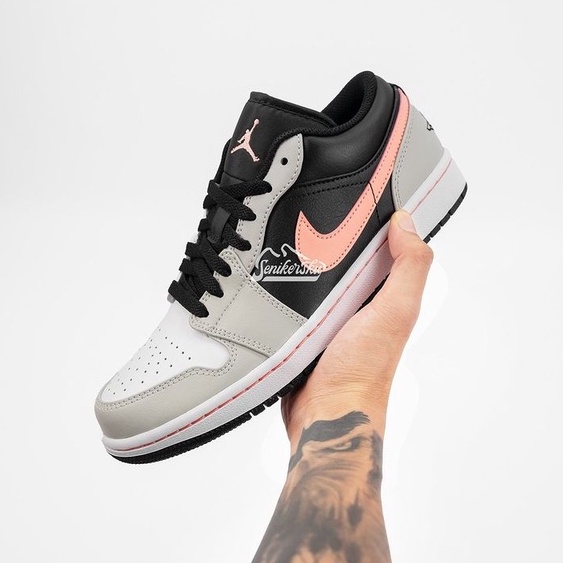 Air Jordan 1 Low Black Grey Pink