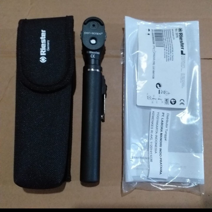 opthalmoscope riester