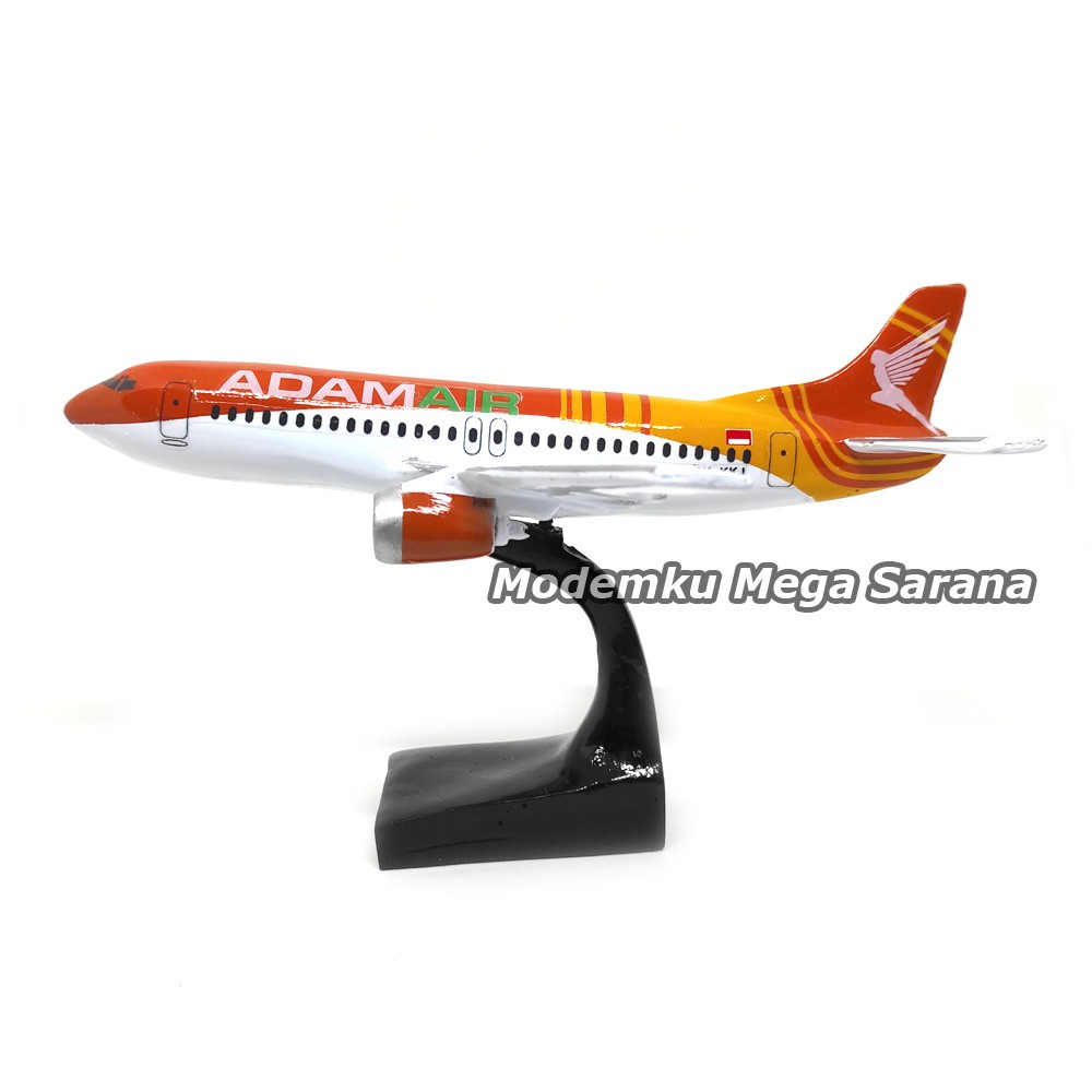 Diecast Miniatur Pesawat Terbang Adam Air 20x17x12cm - Fiber Glass