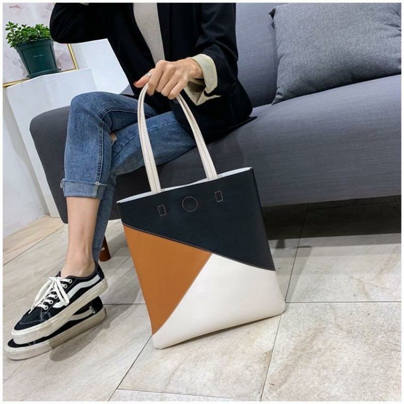 HOT SALE 8.8 - TOTE KULIT [RESLETING] TOTEBAG TAIGA 32x35 CM KULIT SINTETIS IMPORT | TOTEBAG BESAR UNTUK WANITA KERJA/KULIAH | TOTEBAG DUA WARNA | TOTEBAG IMPORT | TOTEBAG PRIA/WANITA | TOTEBAG KULIT TEBAL | TOTEBAG COKLAT | TOTEBAG CREAM | TOTEBAG HITAM