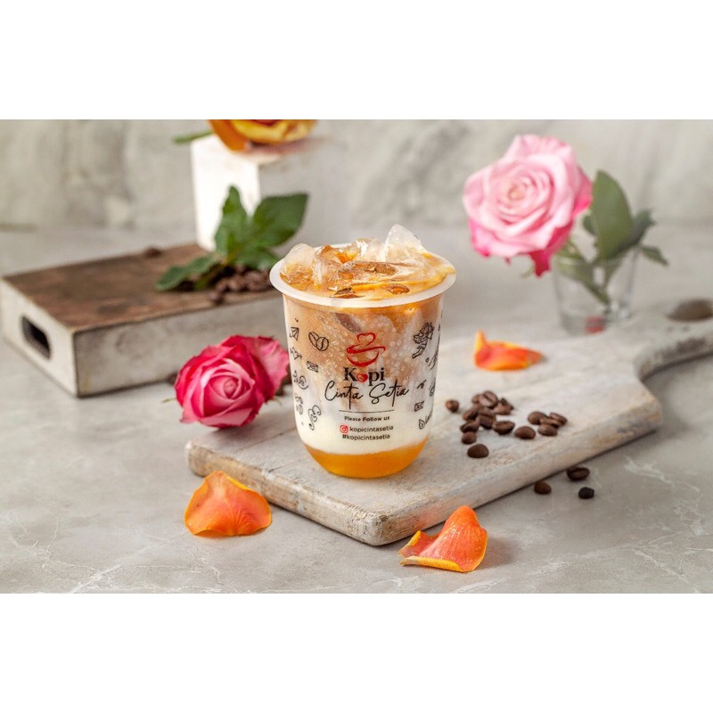 

Pandangan Pertama Iced Espresso + Susu Segar + Vanilla