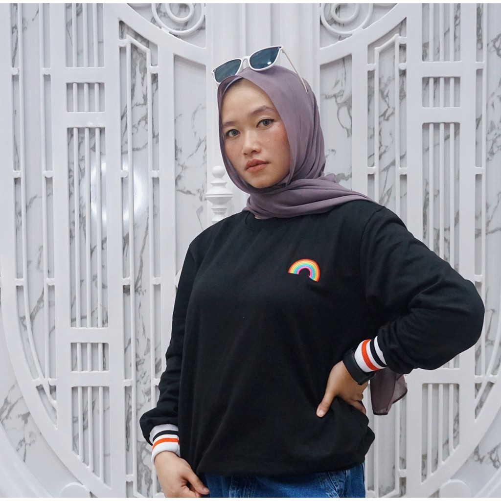 RAINBOW SWEATER II SEWATER CRAWNECK PELANGI