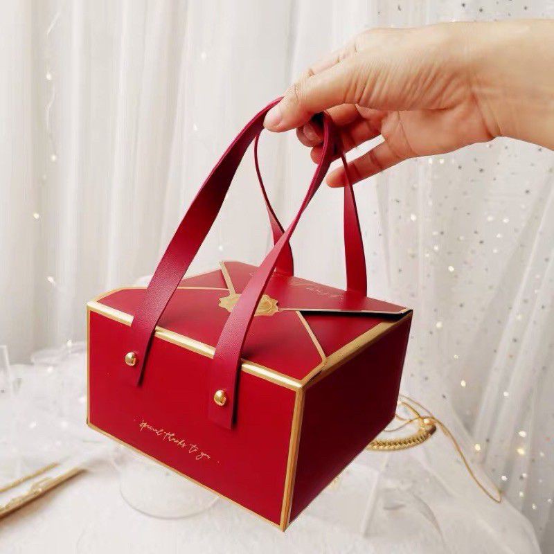 KOTAK BOX MERAH TENTENG UNIK LUCU ELEGAN MEWAH