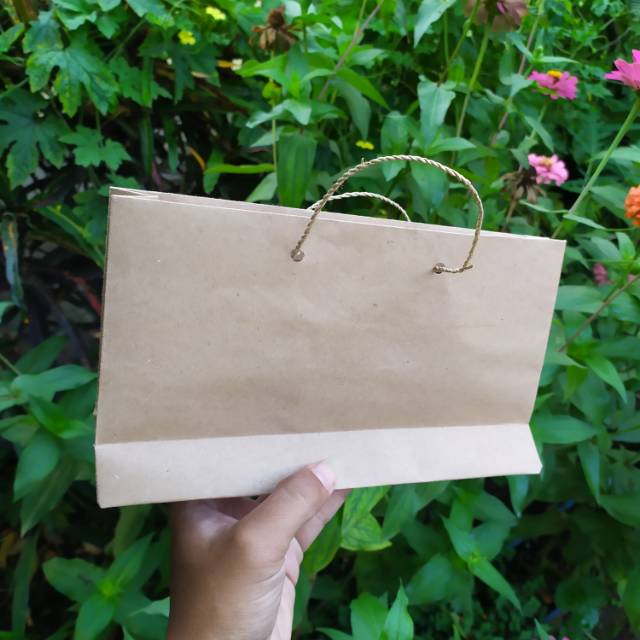 

Terlaris !!! Paper Bag untuk Souveir Telenan Tas Hajatan Pernikahan, khitanan, Tayakuran, Ultah dl