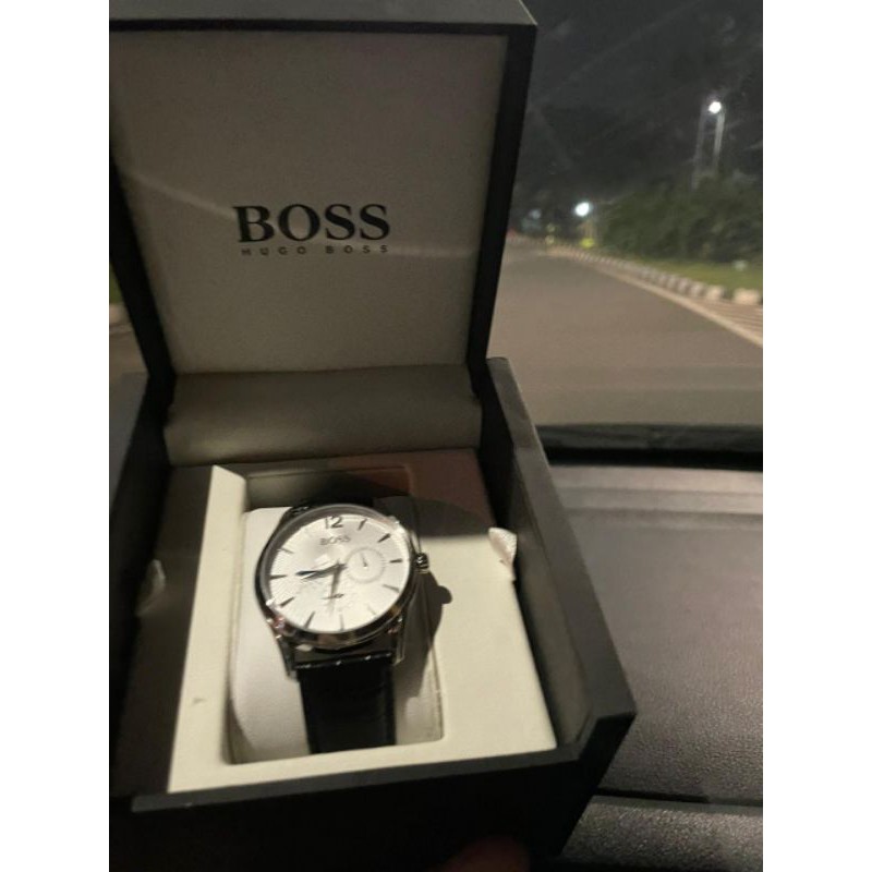 jam tangan boss klasik