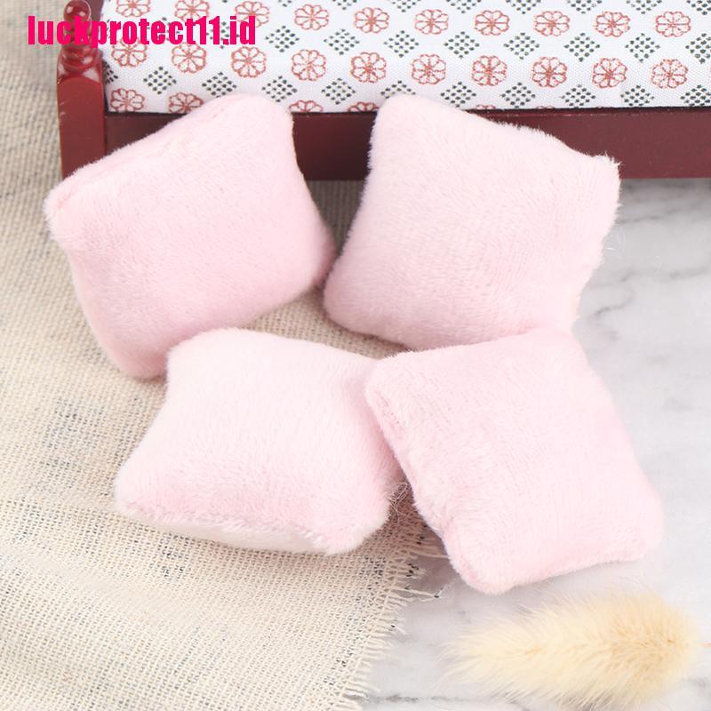 Lucktoy 4pcs / Set Miniatur Bantal Sofa Skala 1: 12 Untuk Aksesoris Rumah Boneka