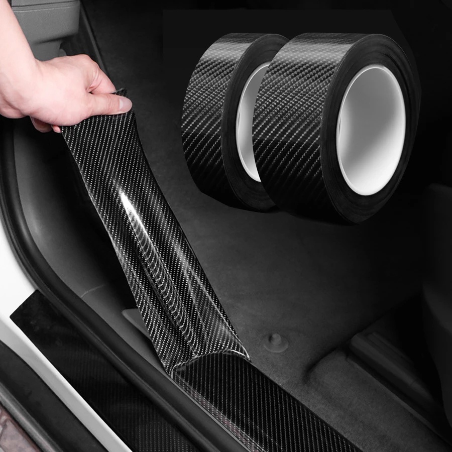 1 Rol Stiker Film Pelindung Ujung Pintu Mobil 4D Bahan Serat Karbon Anti Gores / Benturan / Air DIY