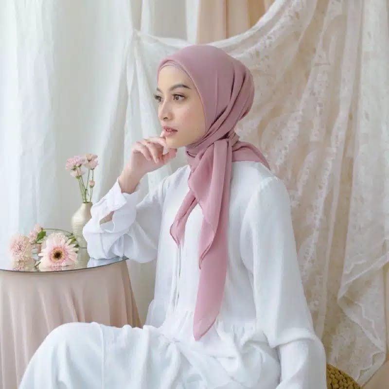 Hijab Bella sguare/segiempat Bella sguare