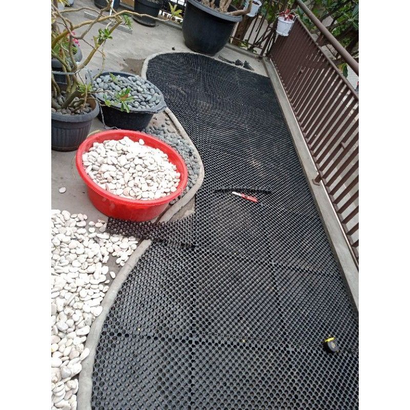 drainase cell alas rumput sintetis resapan air rumput sintetis
