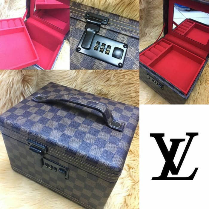 beauty case LV