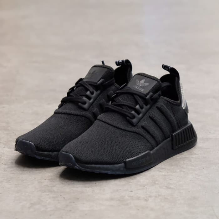 adidas nmd r1 molded stripes