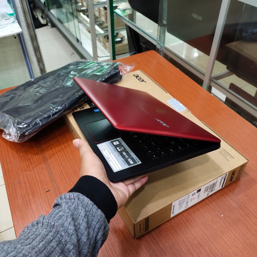 LAPTOP ACER NEW GARANSI 1 TAHUN RAM 4GB SSD 128GB 14&quot; WIN10 RESMI