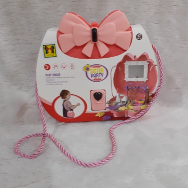 

MAINAN ANAK CEWEK PEREMPUAN MAKE UP SISTER PARTY BAGS KADO ULANG TAHUN Limited