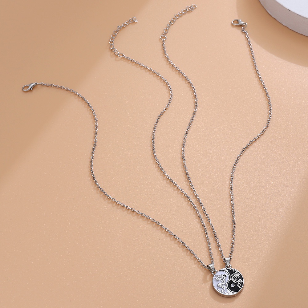 Set Kalung Choker Liontin Matahari Bulan Gaya Simple Untuk Pasangan