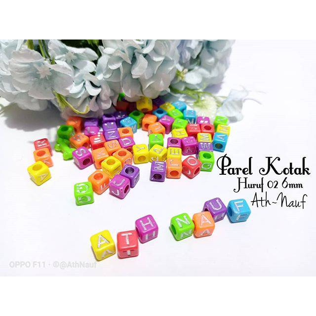 

Parel Huruf Kotak 02 6mm