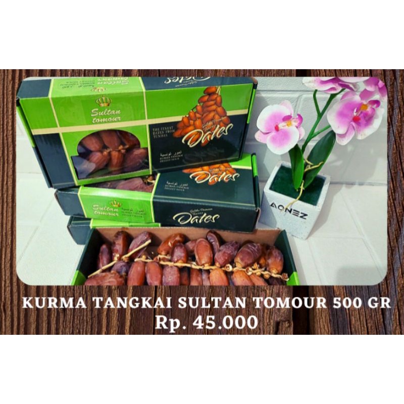 

Kurma Tangkai Sultan Tomour (500 gr)