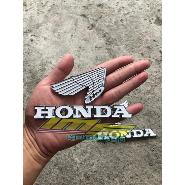 Emblem Tangki CB100 Putih Import Logo Tangki CB100