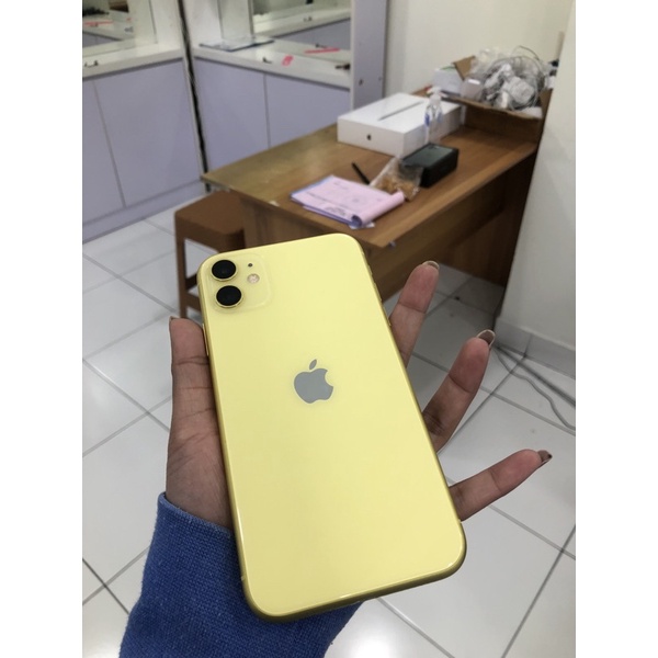 iPhone 11 second