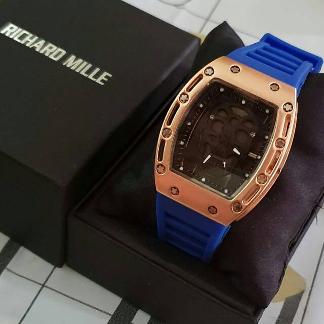 Jam tangan RM tengkorak