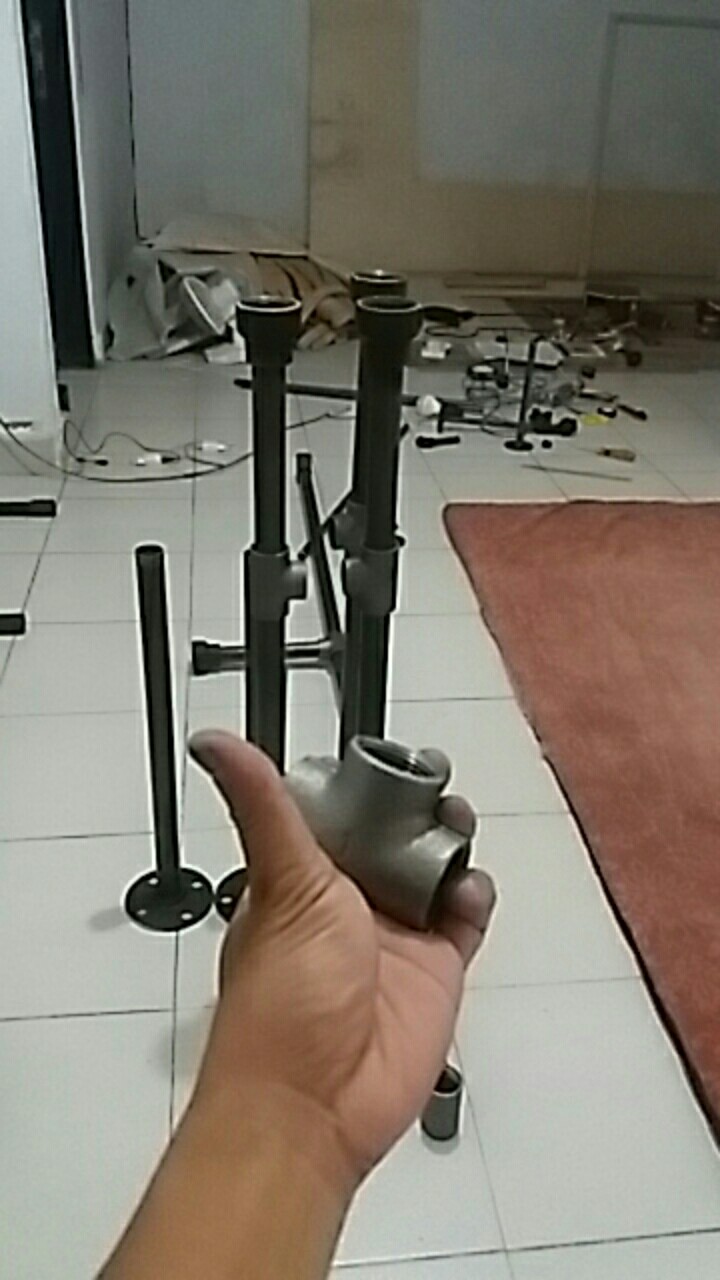 Tee Hitam Besi D. 1 Drat Bspt (g)