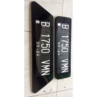 Tatakan/dudukan/cover plat nomor akrilik custom cembung