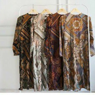 Sahara pleats tunik by heaven lights