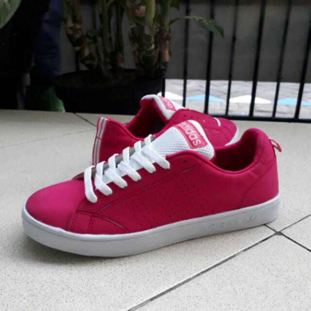 Adidas advantage pink