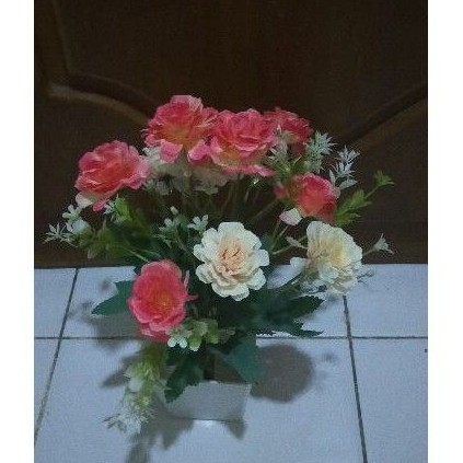 

Paket Pesanan