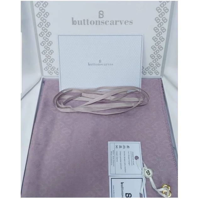 buttonscarves new tapis embos