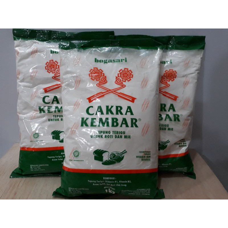 

Tepung terigu Cakra kembar/untuk roti dan mie/Bogasari