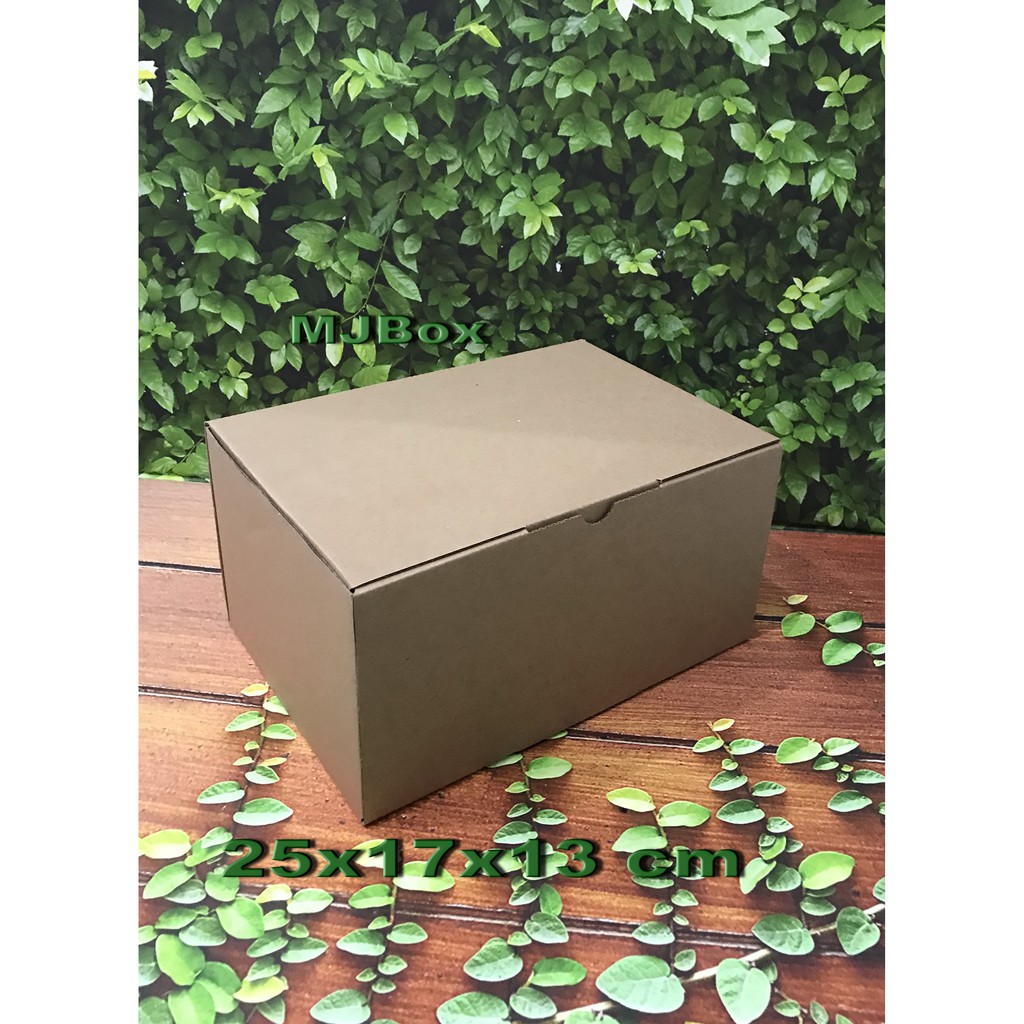 

Kardus Uk 25x17x13 cm......Die cut untuk packing aksesoris dll, model box pizza