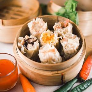 

Dimsum Kornet isi 16 pcs