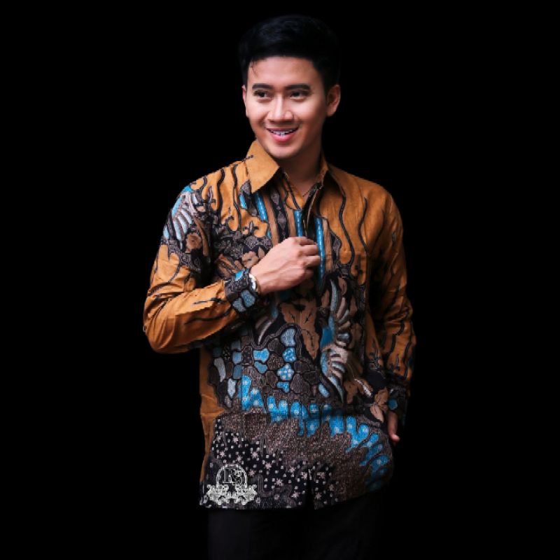 Kemeja batik pria lengan panjang reguler | Baju batik pria lengan panjang