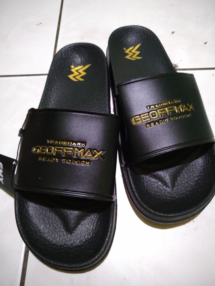 Geoff Max Official Trader Black Slippers  Sandal  Pria  
