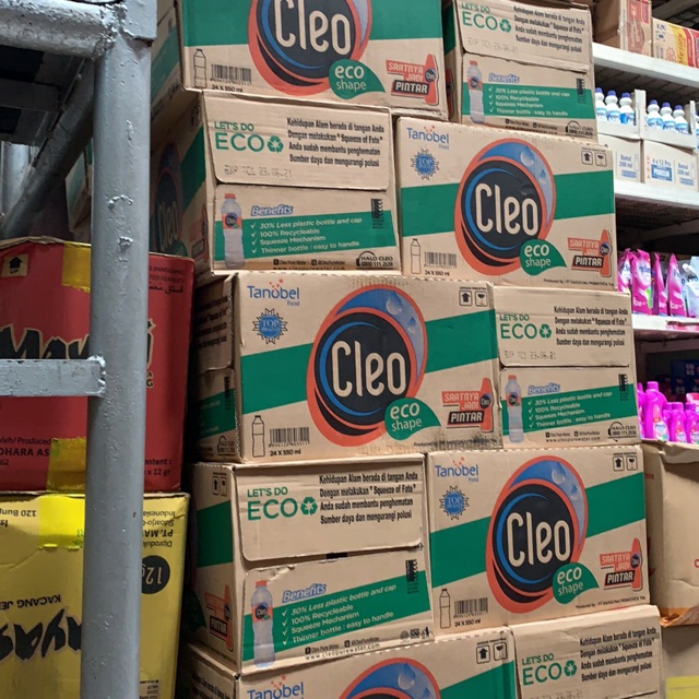 Cleo Botol Tanggung 24x550ml PER DUS