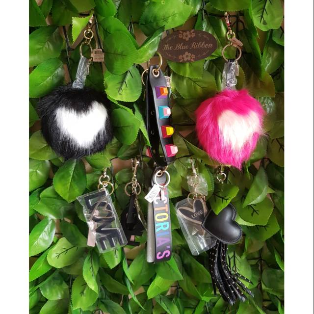 VICTORIA SECRET BAG/KEY CHAIN
