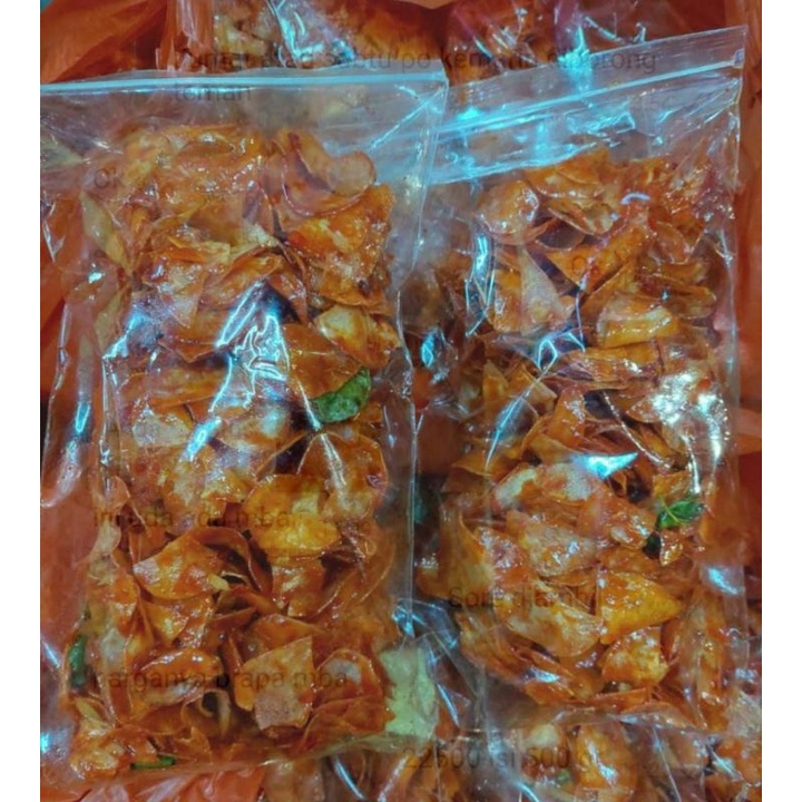 

KERIPIK SINGKONG RUJAK CABE MERAH DAUN JERUK berat 500gr