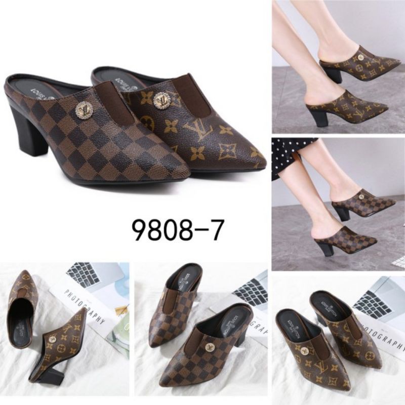 Louis Vuitton Logo Lv Heel Shoes #9808-7