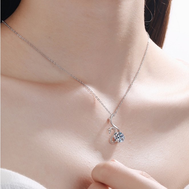 925 perak murni New Swan Diamond mewah Klavikula liontin kalung untuk wanita Moissanite gaya Korea sederhana fashion Perhiasan