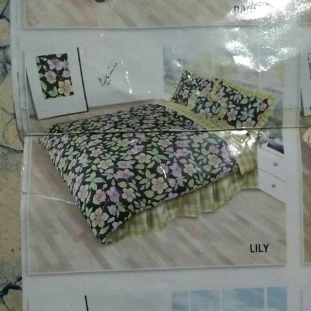 California Sprei 180x200 4 Bantal Motif Tevy Tiara Varda Amara  - 180 King Sp B4