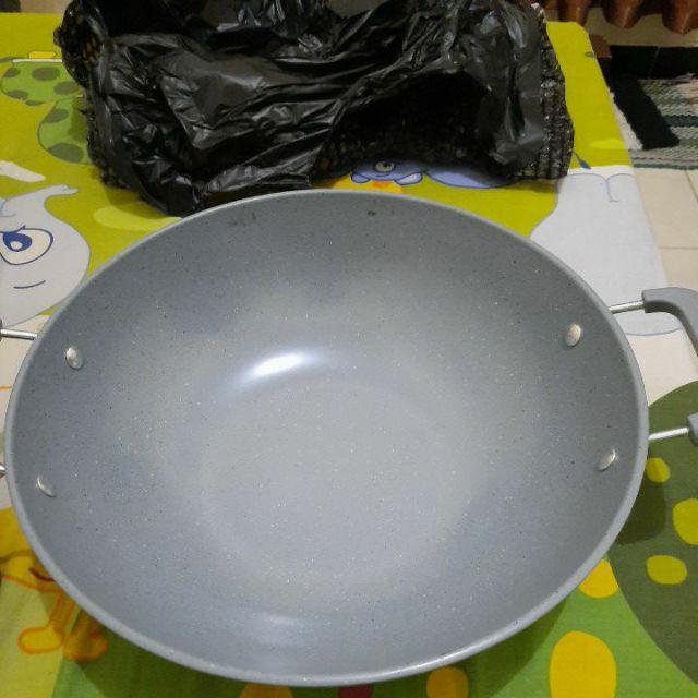 Wajan Marble Tri J Anti Lengket Uk 32 Cm