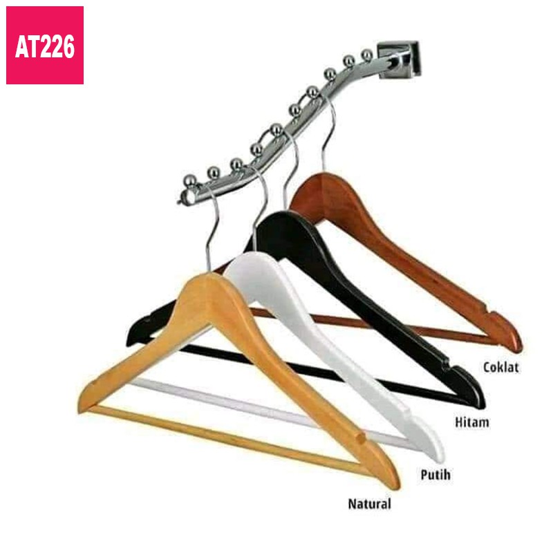 AT226-Gantungan Baju kayu/Hanger baju kayu/Hanger Kayu