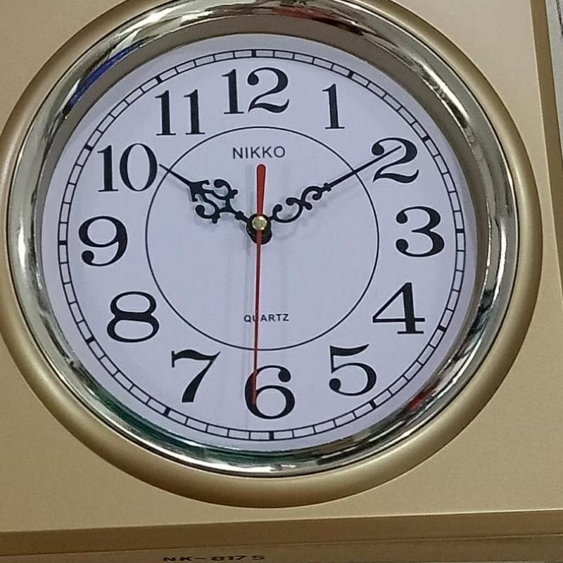 Nikko kotak Jam Dinding unik NK-8175 silver/ hiasan dinding uk.25x25